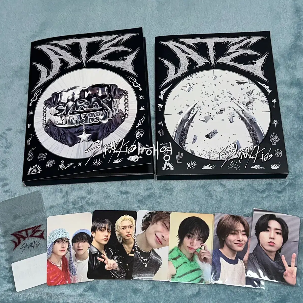 스트레이키즈 앨범, 포카