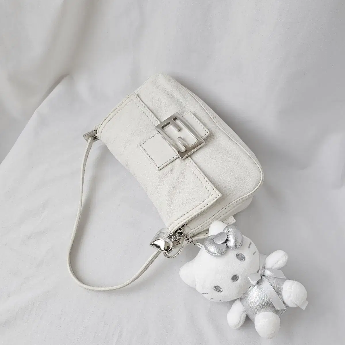 [정품 FENDI] 펜디 미니 맘마백 숄더백