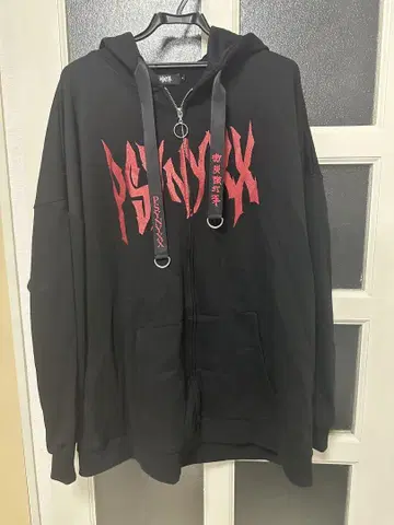 PSYNXX 데빌 후드티 블랙