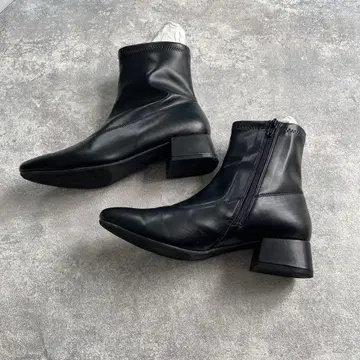 글로벌 워크 쿠션 발수 숏부츠 블랙 24.5cm