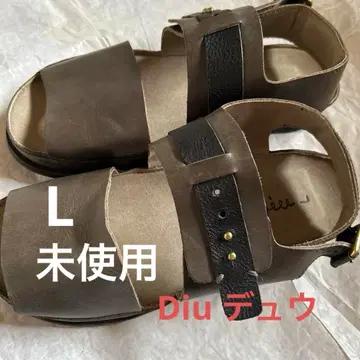 미사용 Diu 듀우 천연 가죽 샌들