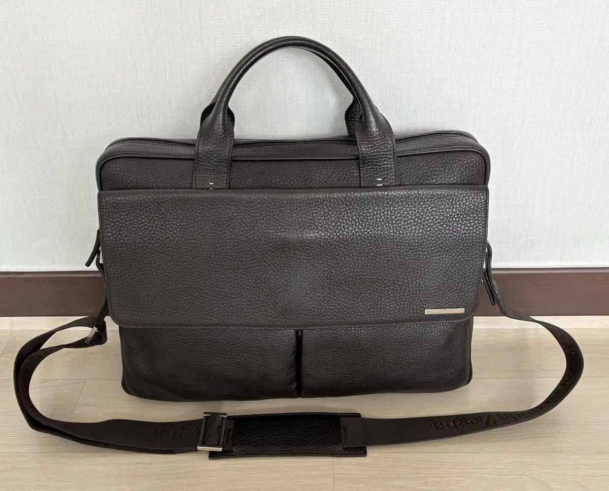 Italy. Ermenegildo Zegna Briefcase. Briefcase (Dark Brown