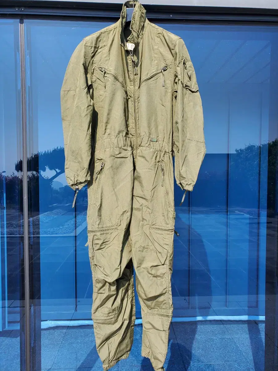 New genuine US Army helicopter pilot's uniform