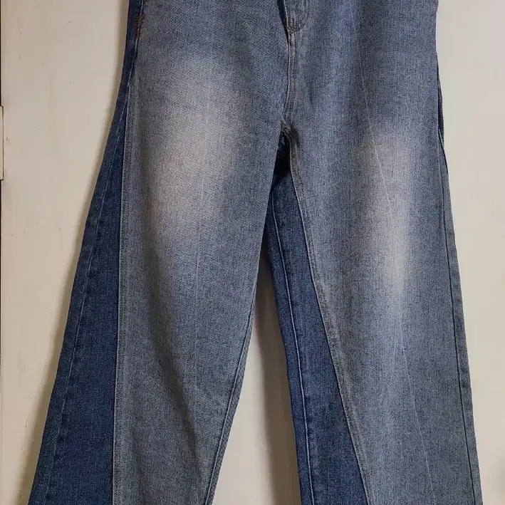 ■ADERERROR■ Elio jeans Noir Ader Error Black Elio Denim Trousers In Noir | ModeSens