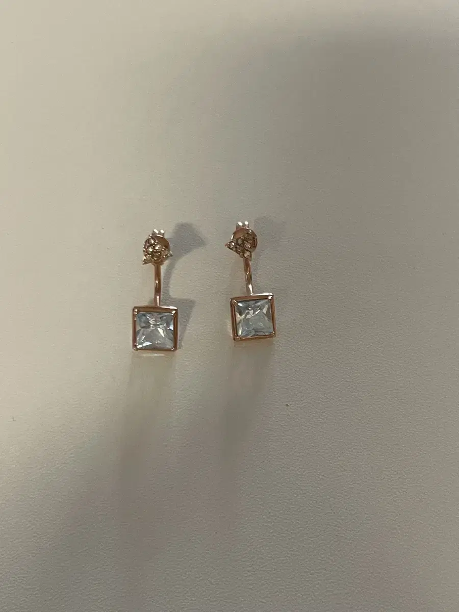 14k pink gold aquamarine rough diamond earrings