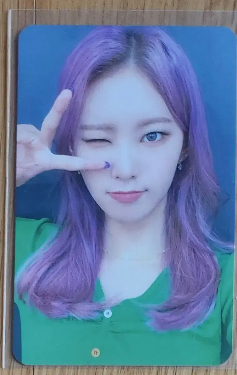위클리 먼데이 김지민 미공포 포카 포토카드 Weeekly 폴라 폴라로이드
