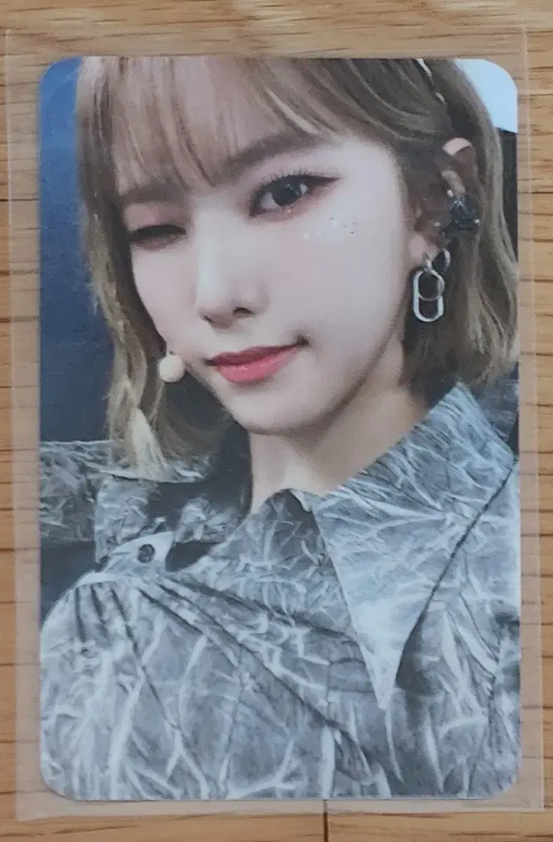 위클리 먼데이 김지민 미공포 포카 포토카드 Weeekly 폴라 폴라로이드