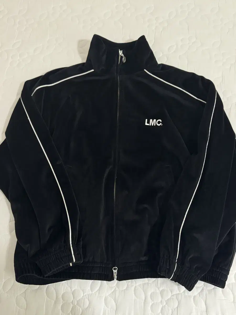 lmc 벨루어 트랙자켓