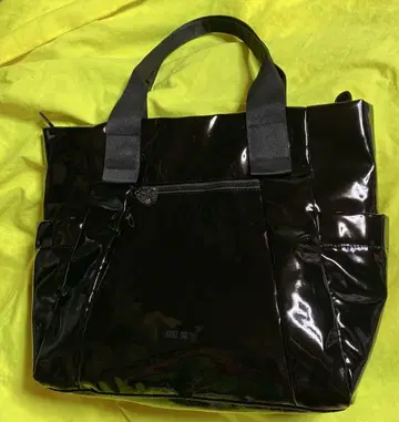 ANNA SUI 에나멜 큰 토트백
