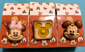 디즈니 스토어 미키 베이커리 시크릿 브로치 3개 세트