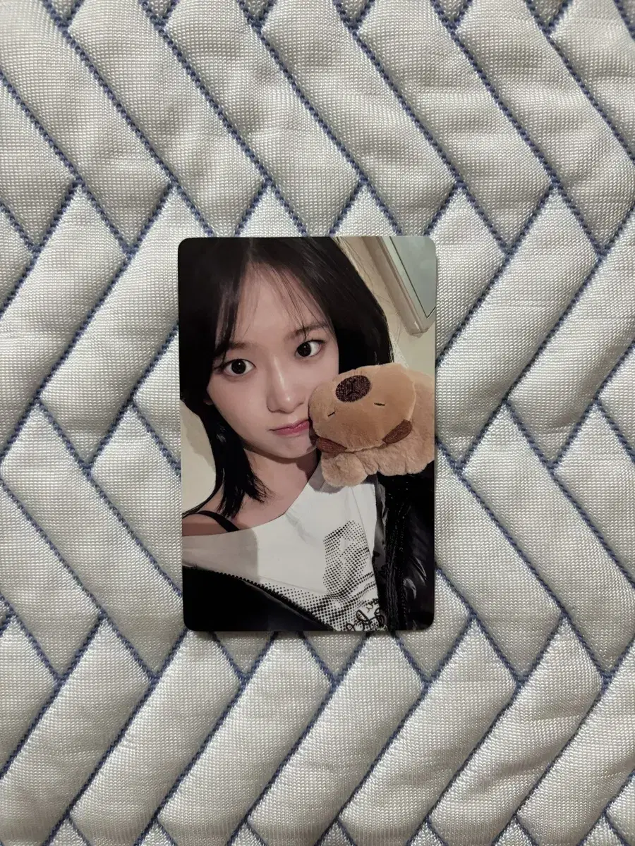 아이브 유진 스위치 이즈위 3차 카피바라 미공포 특전 럭드 포카