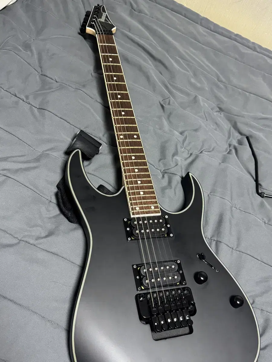 IBANEZ RG320EXZ