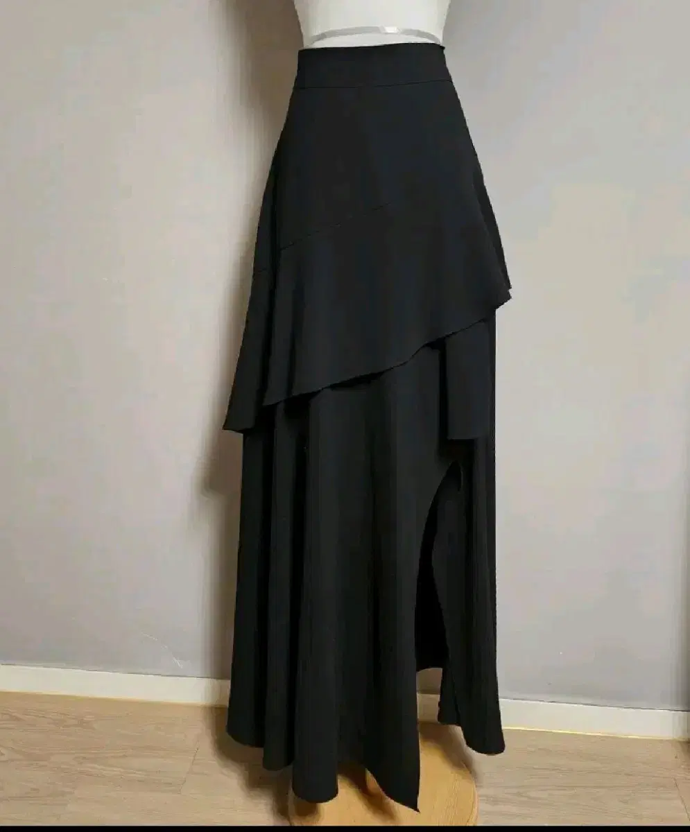 DINT딘트 롱 스커트(블랙)