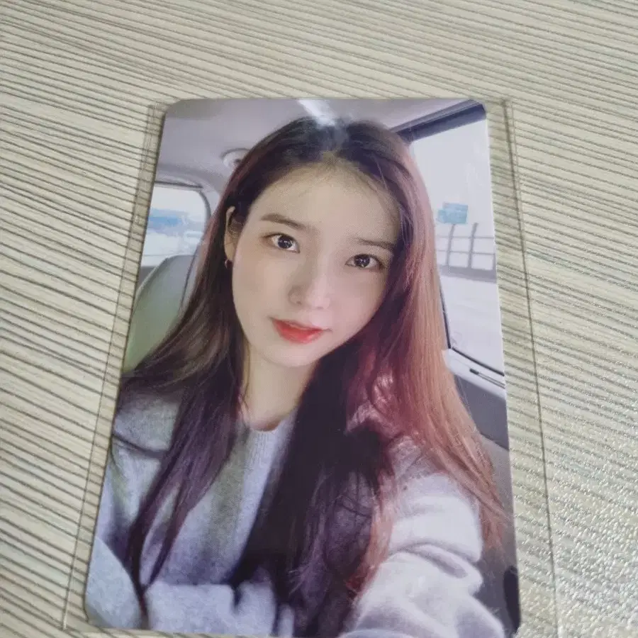 非売品  IU 限定フォトカード Buy IU Signed albums, Rare photocards on Bunjang!