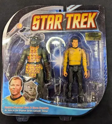 DIAMOND SELECT ARENA KIRK & GORN CAPTAIN
