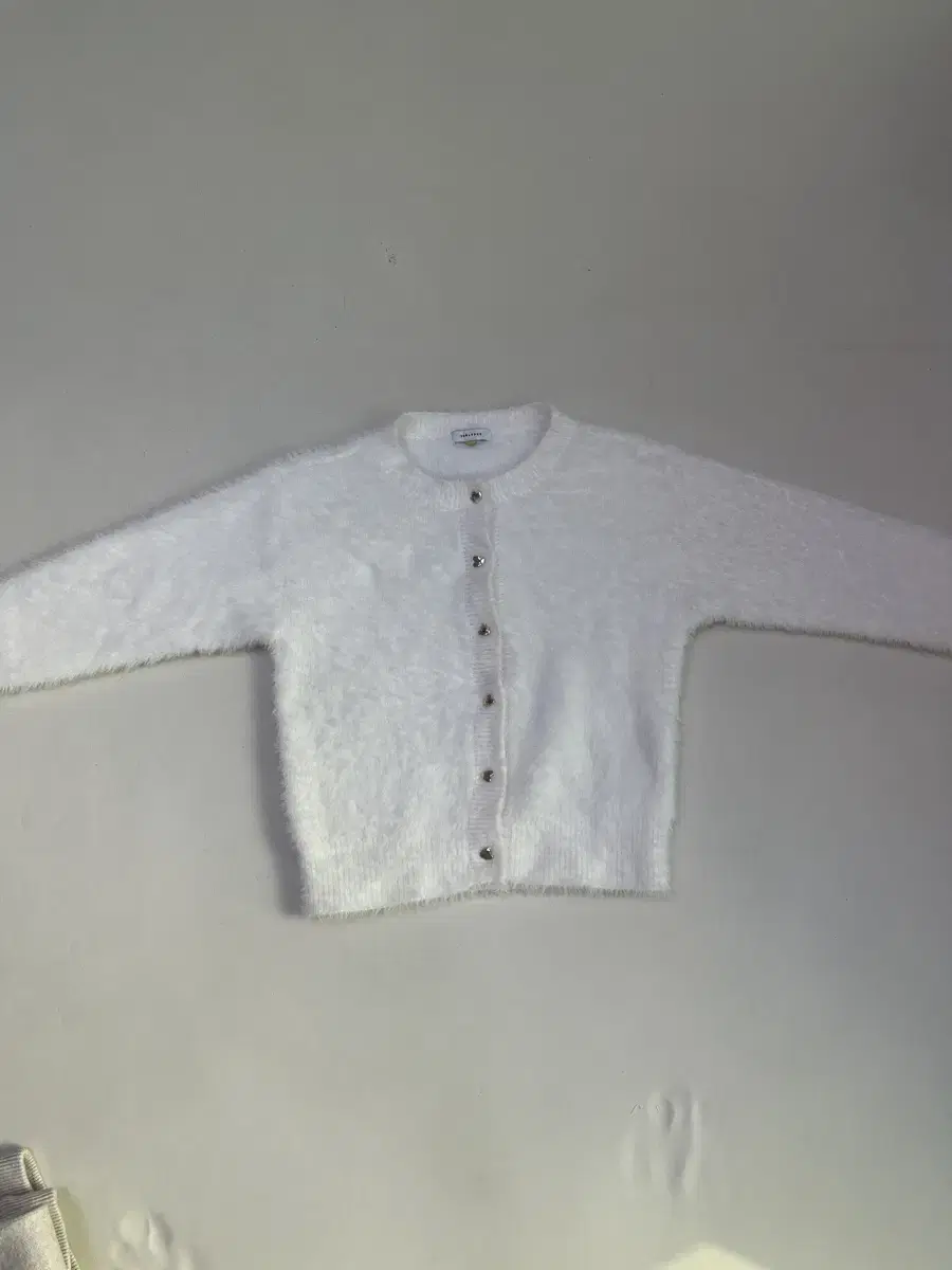 Unworn Curly Sweater Cardigan 130