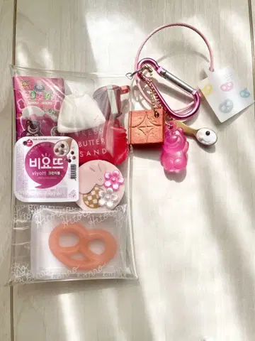 가챠 파우치 핑크 구미첼 프레스 버터 샌드 로미유니 로쵸