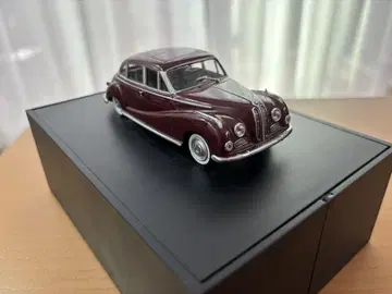 BMW 502 1/43 미니카