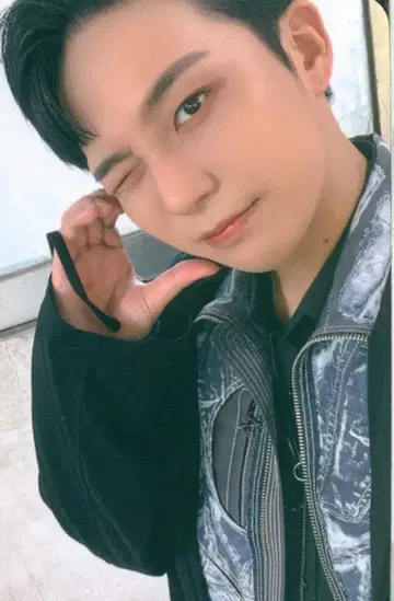 ATEEZ 스핀오프: 증인 종호 트레이딩 카드 라키드로