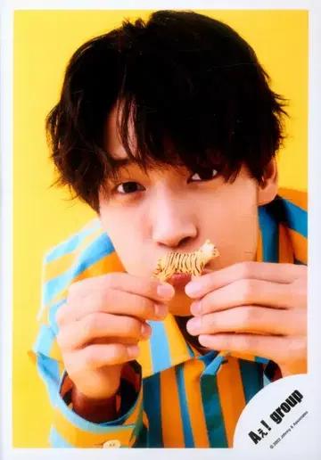 A! 그룹 22년 인사말 사진 신년 버전 사노 아키야 공식 사진 *1장