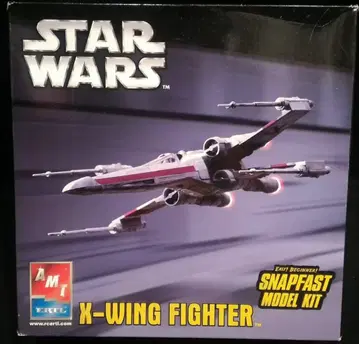 AMT/ERTL X-WING FIGHTER