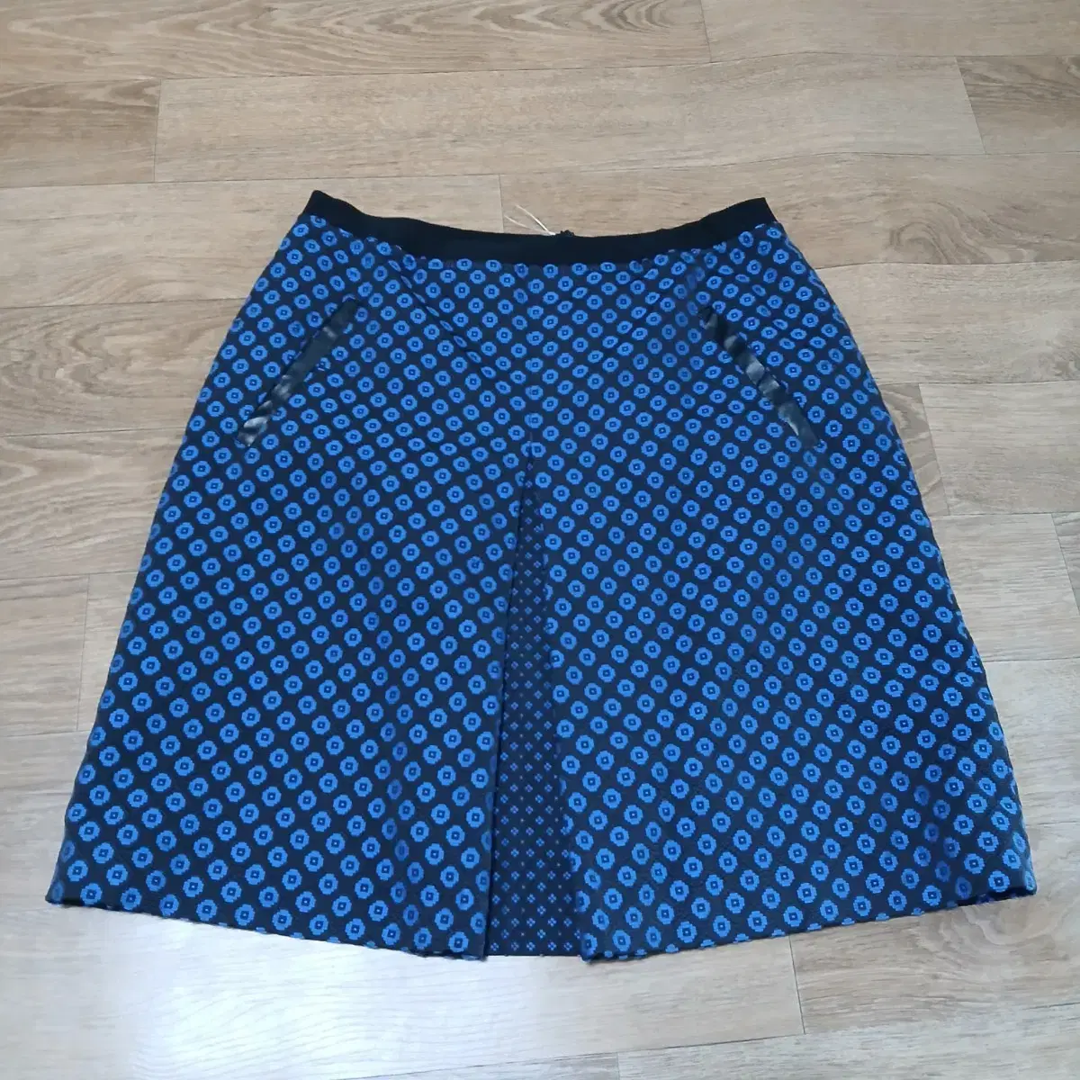 Max Mara S-A-I-J-U Skirt