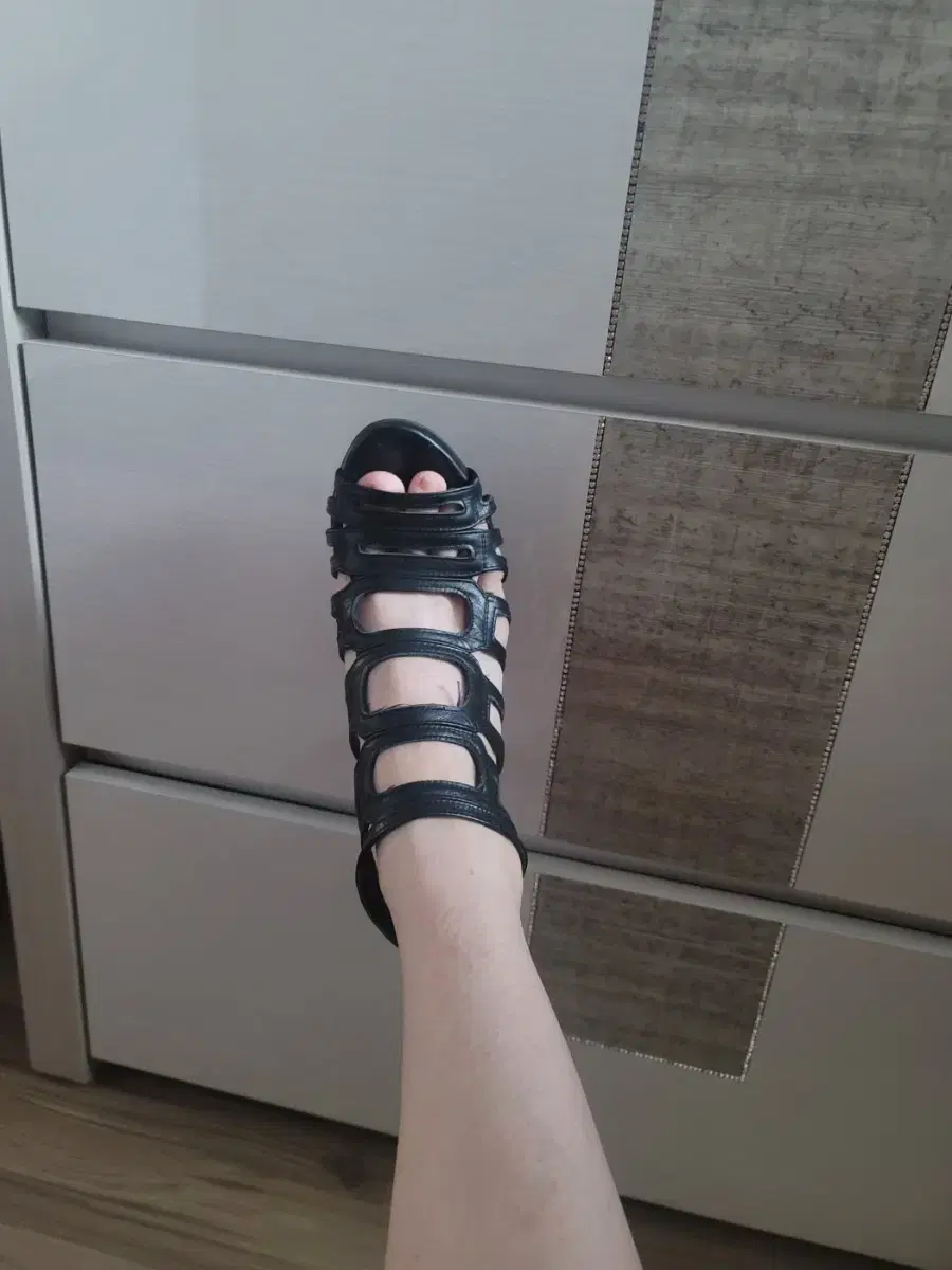 슈콤마보니 하이힐