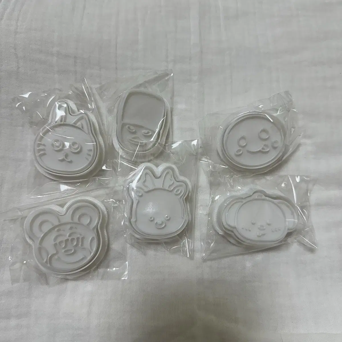 Same-day order, single pieces available, Riize cookie cutter, tonyeodeok, lizco, ddolbyung, myeongryongi, urakbam