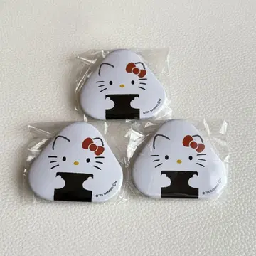 헬로키티 오니기리 캔뱃지 3개 세트