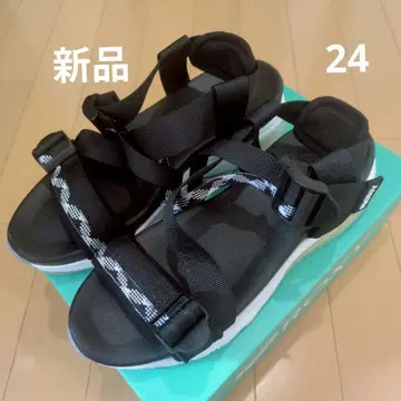 정가 7,480엔 새상품 록시 록시 샌들 24cm