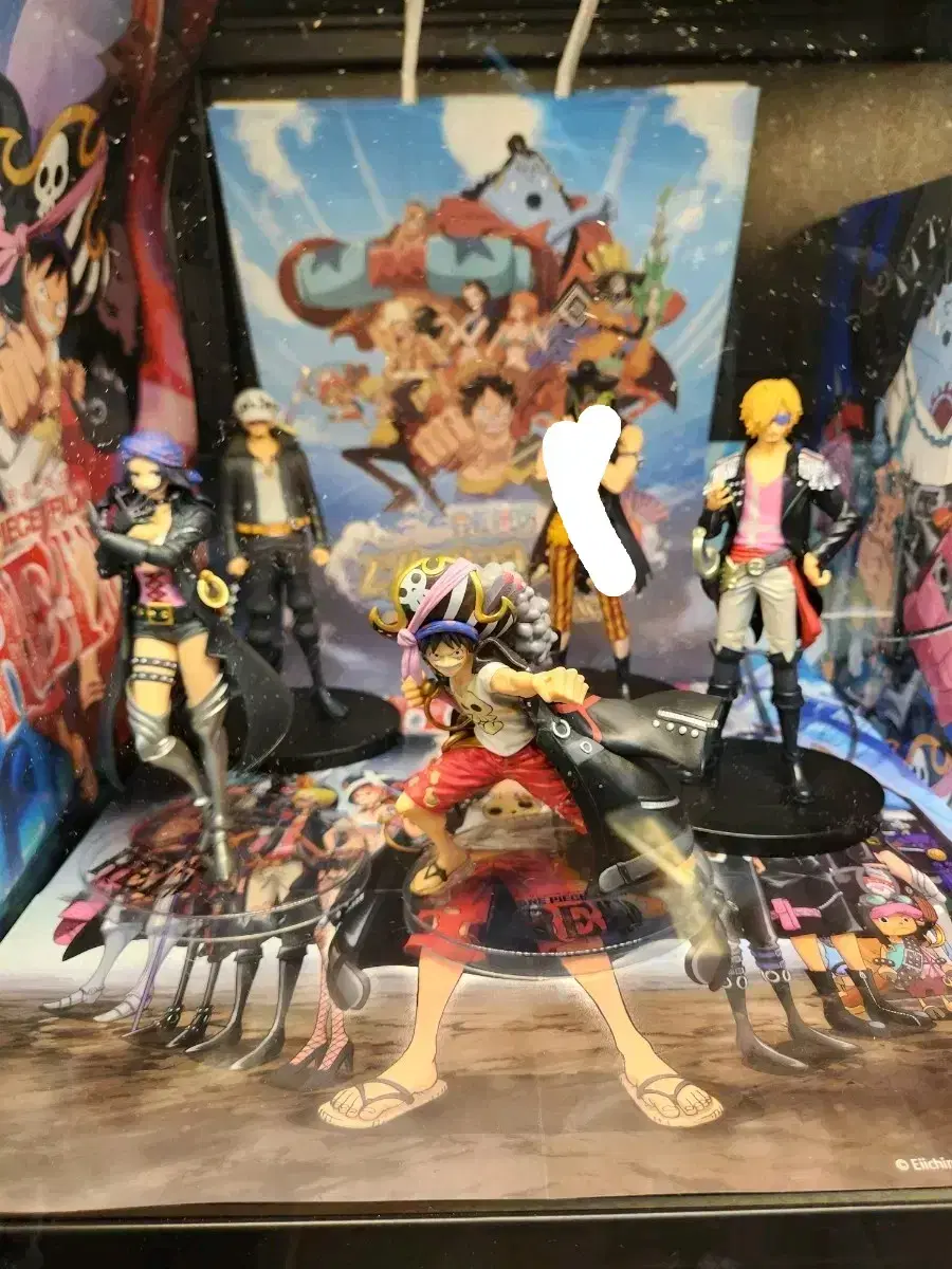 ONEPIECE figures and many others are on sale at a discount