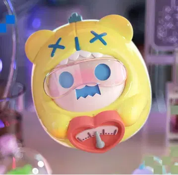 사랑에 빠진 실험실 아기 유령 곰 신우