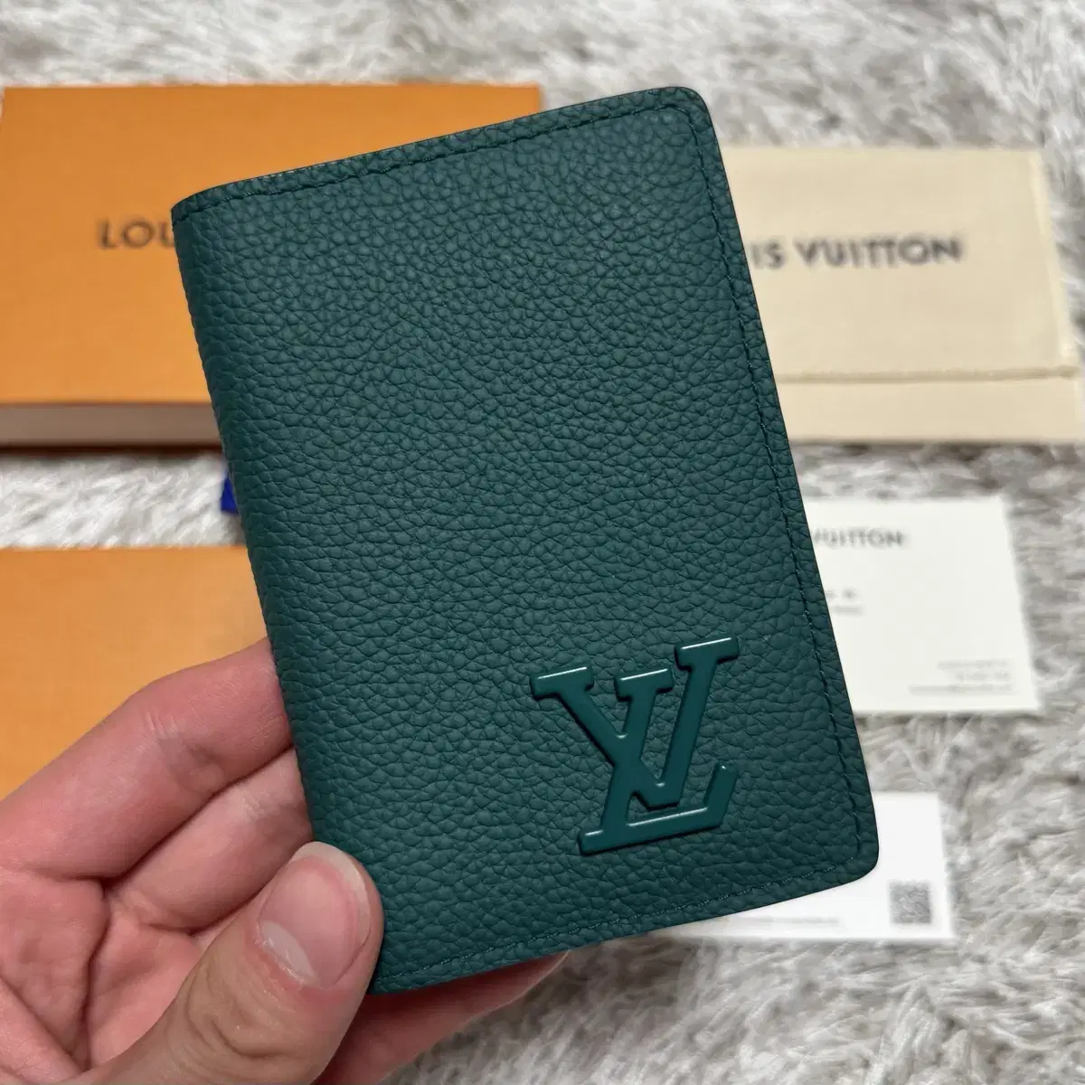 [OS] Louis Vuitton Aerogram Organizer Card Wallet Evergreen