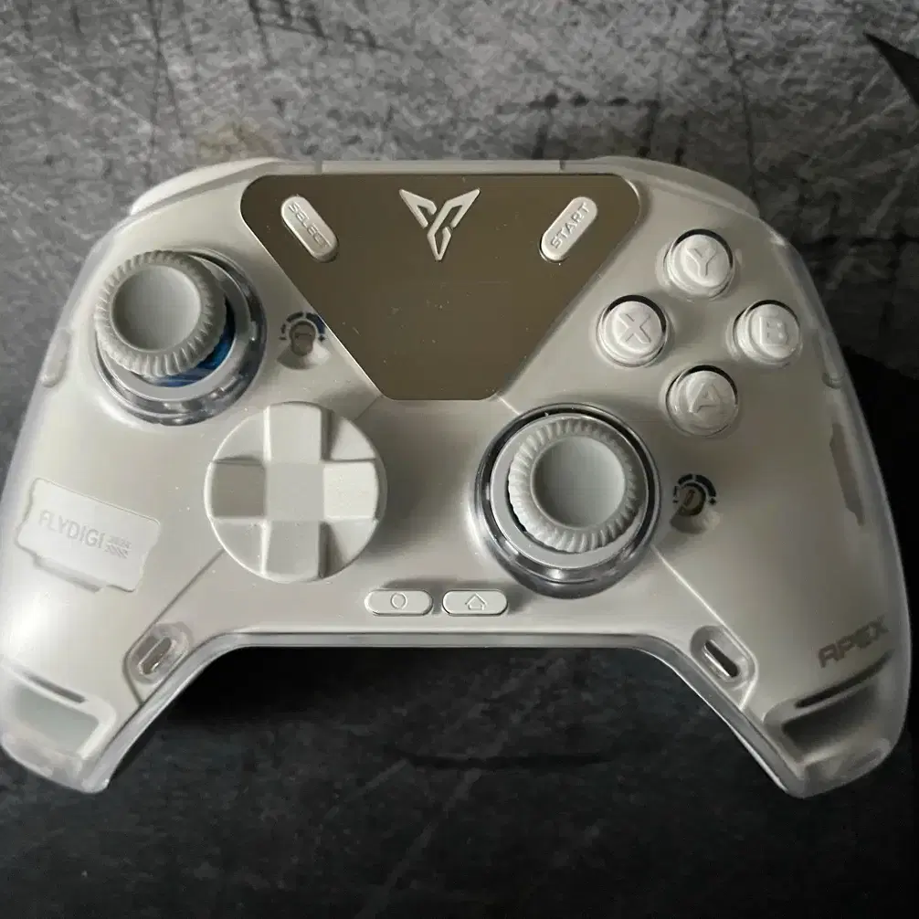 조이트론 플라이디지 아펙스4 APEX4 게임패드
