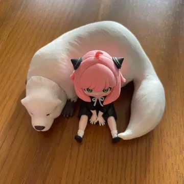 아냐 피규어