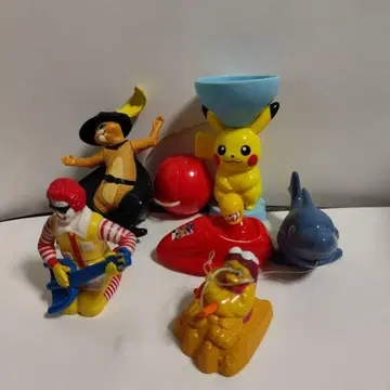 맥도날드 경품 피규어 세트 피카츄 로널드