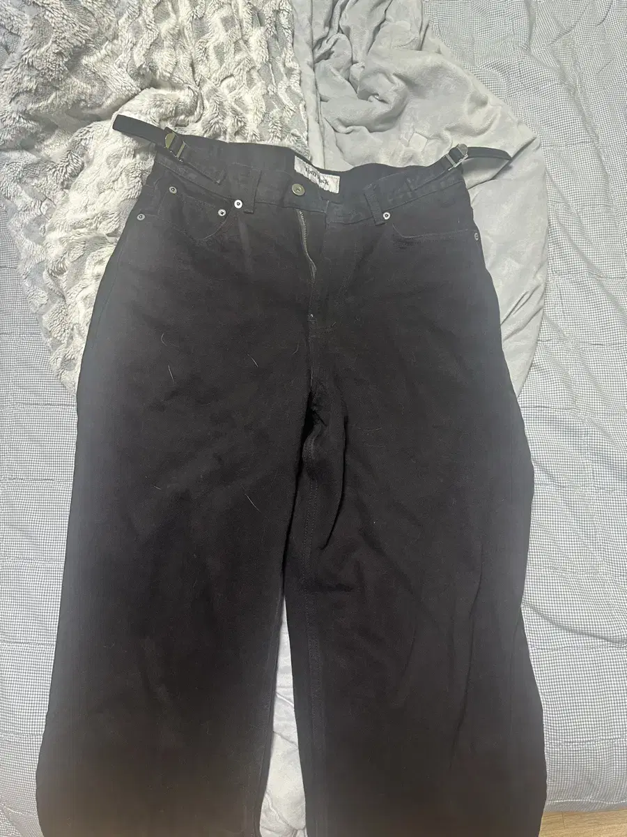 토니웩 24fw 와이드 레그 린스드 데님 블랙진 28