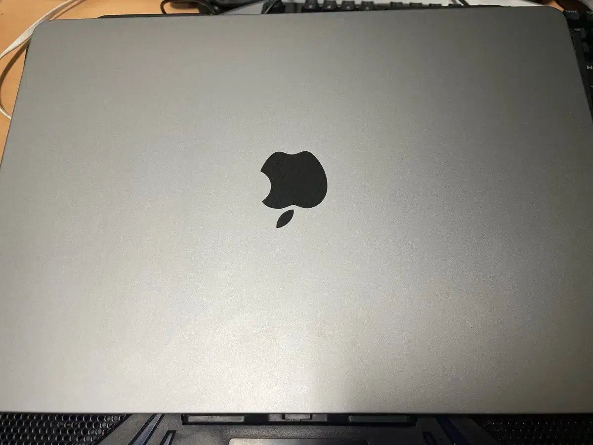 맥북에어15인치 M3 8gb 256gb 판매합니다 스그색상