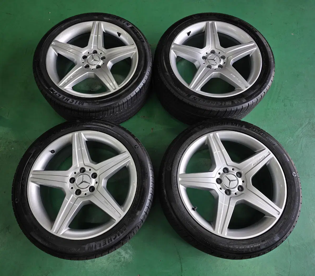 벤츠S클래스 W221 AMG 19인치 휠타이어
