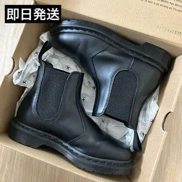 새상품급 Dr. Martens 첼시 부츠 2976 MONO UK5