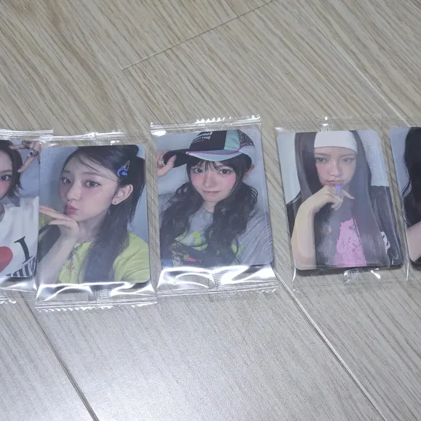 KiiiKiii ktown4u fansign unreleased photocard photocard Sell KiiiKiii ktown4u fansign unreleased photocard photocard Sell