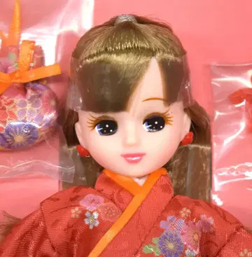 타카라토미 LD-30 기모노 리카짱 홍