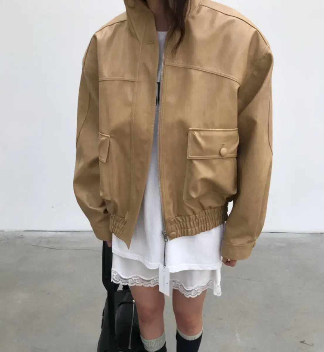 위아 하이넥 레더 블루종 버틀러블루종