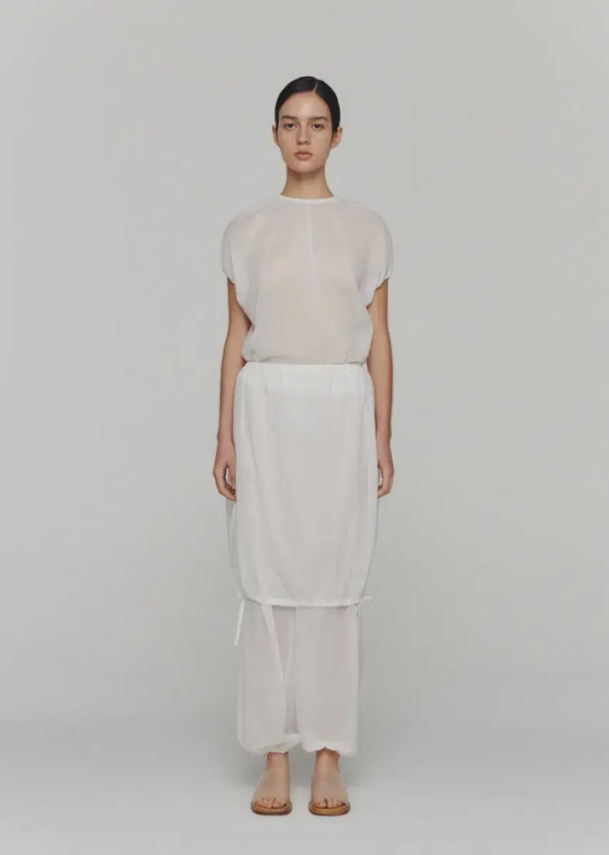 AMOREPACIFIC She's DROWSTRING LAYERED BA