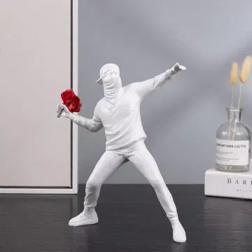 뱅크시 Banksy 아트 꽃을 버리는 소년 피규어 오브제 화이트