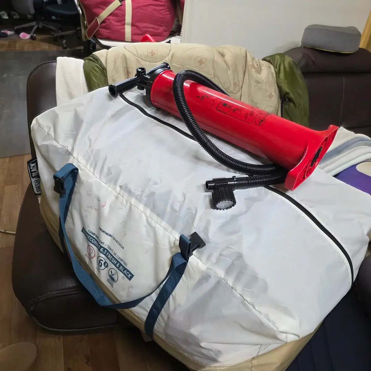 데카트론 퀘차 에어세컨즈 6.3텐트