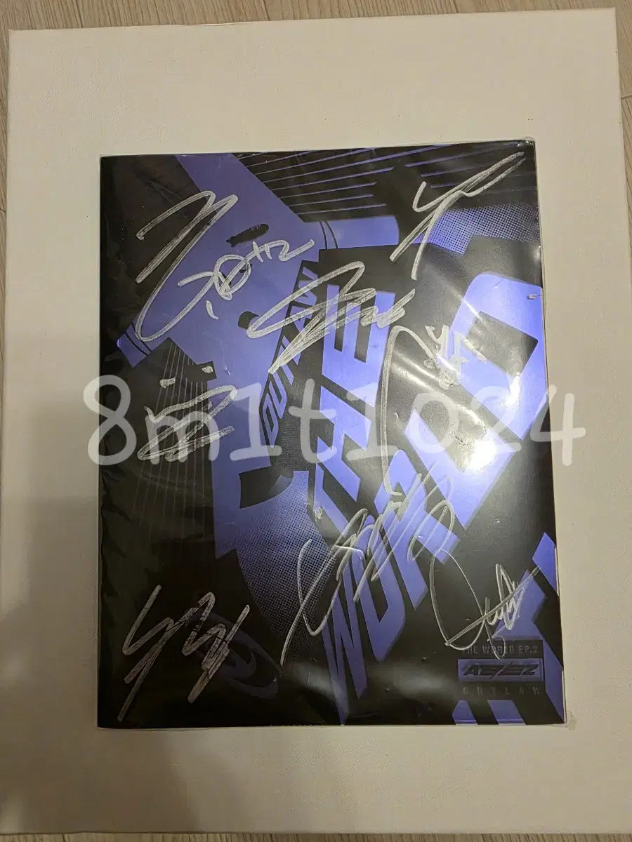 ATEEZ's signed album is for sale.