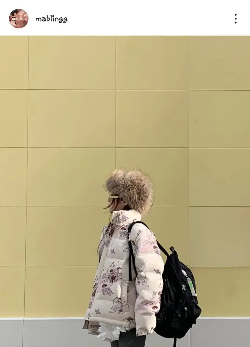 마블링 자카드 사나 공항 패딩
