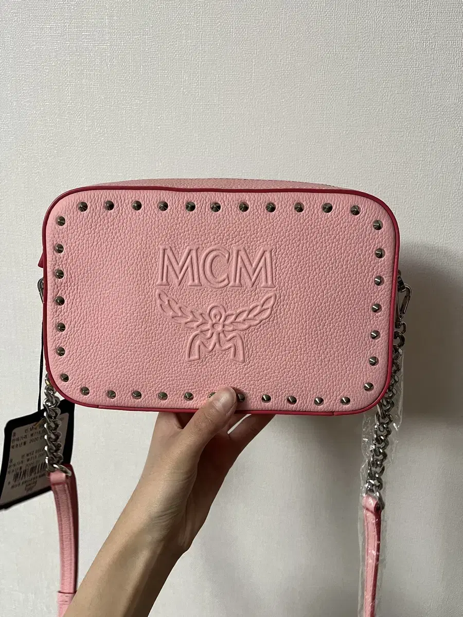 [새상품] MCM 핑크 크로스백 숄더백