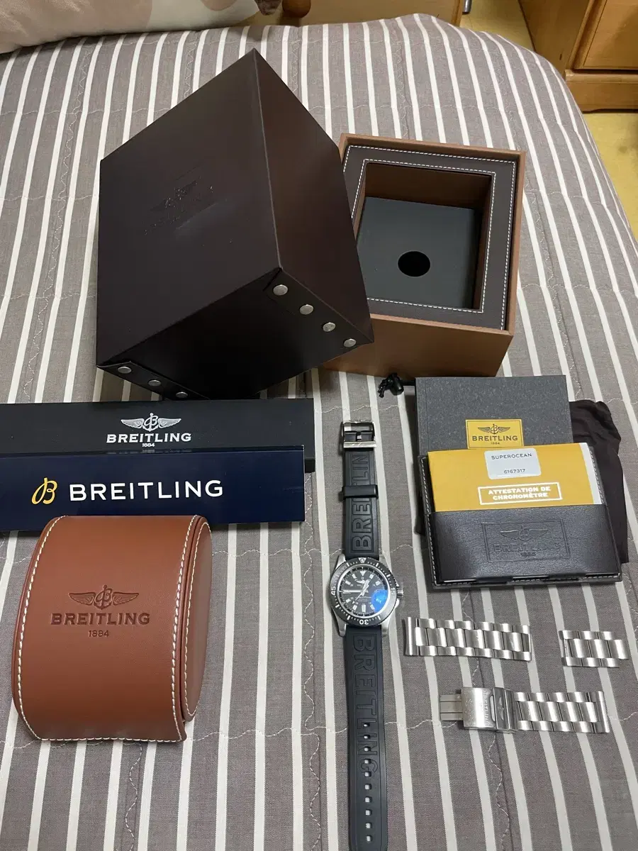 Breitling Superocean special 44mm Black Dial
